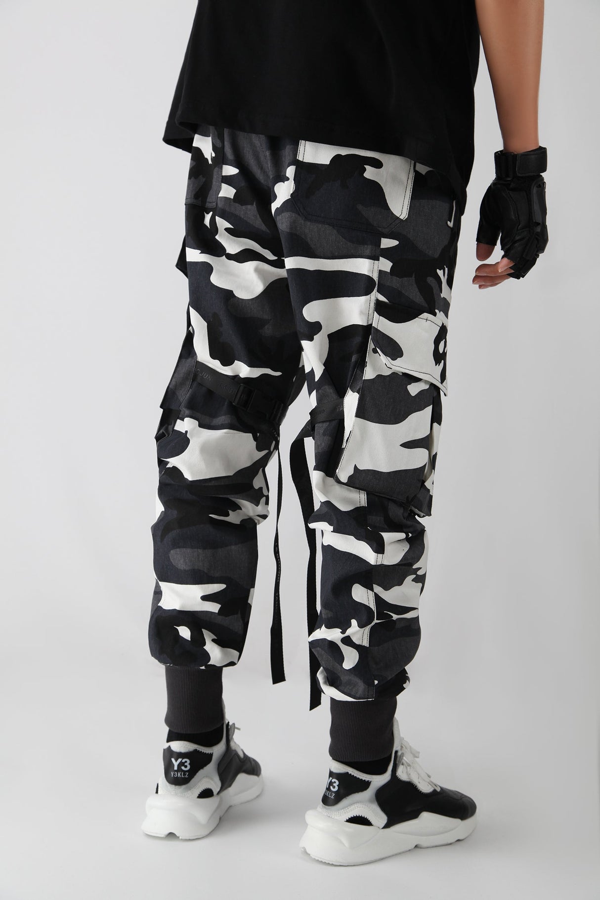 IBP1828 Noble Cargo Pants from Niepce Inc