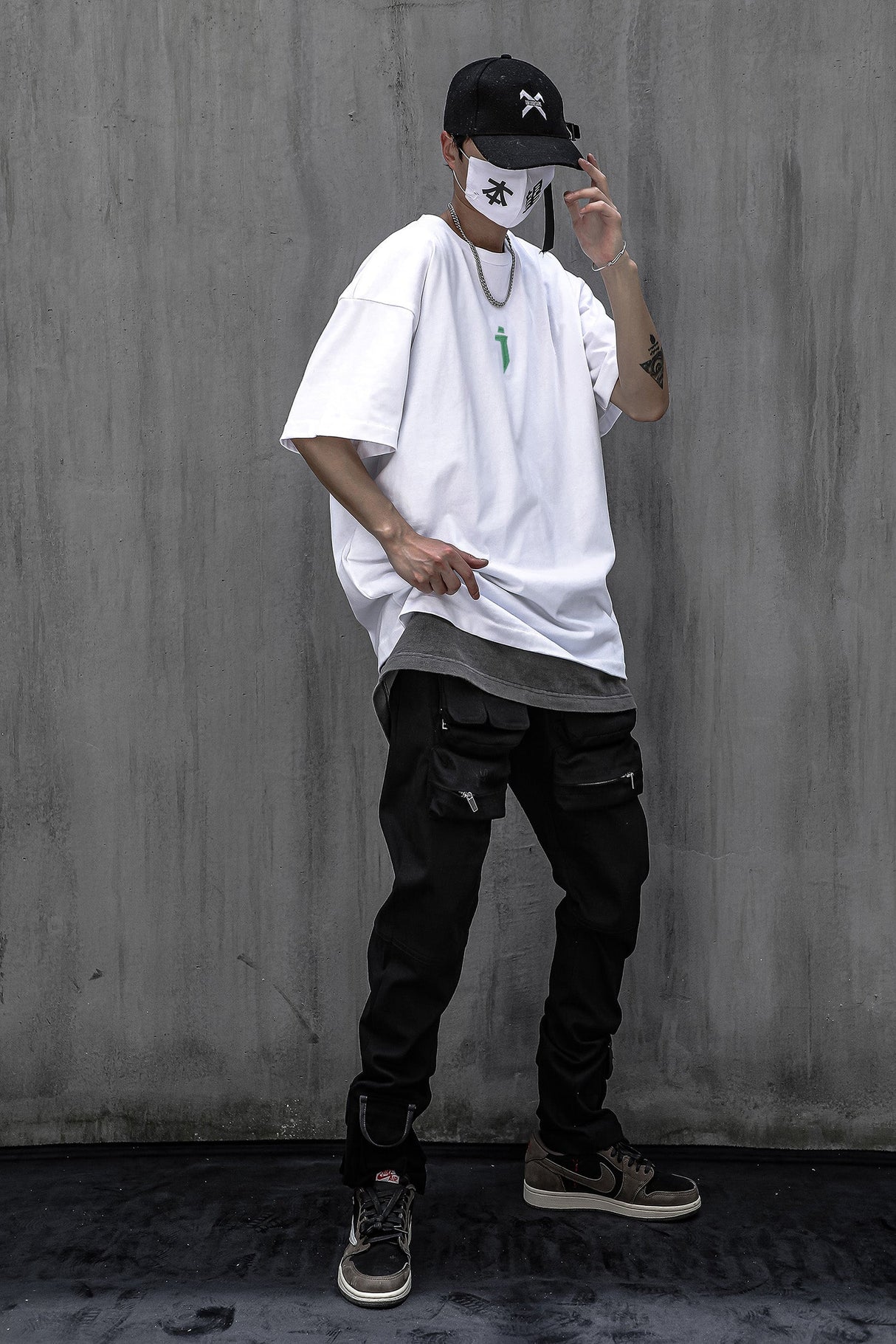 Alien Movement Tee from Niepce Inc