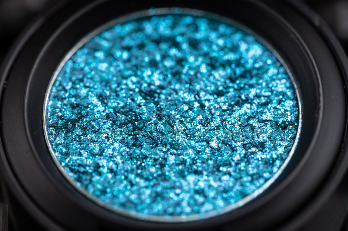 Midnight Chromes - Eclipse From Curst kosmetics
