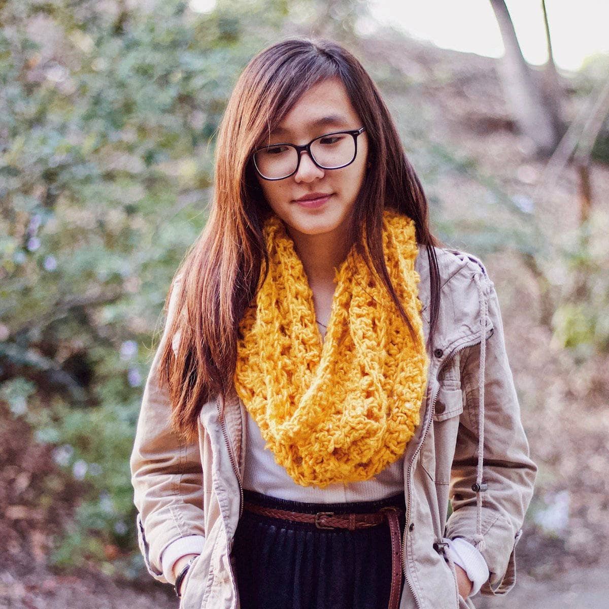 Elderidge Ribbed Banana Cowl Crochet Pattern from Darn Good Yarn