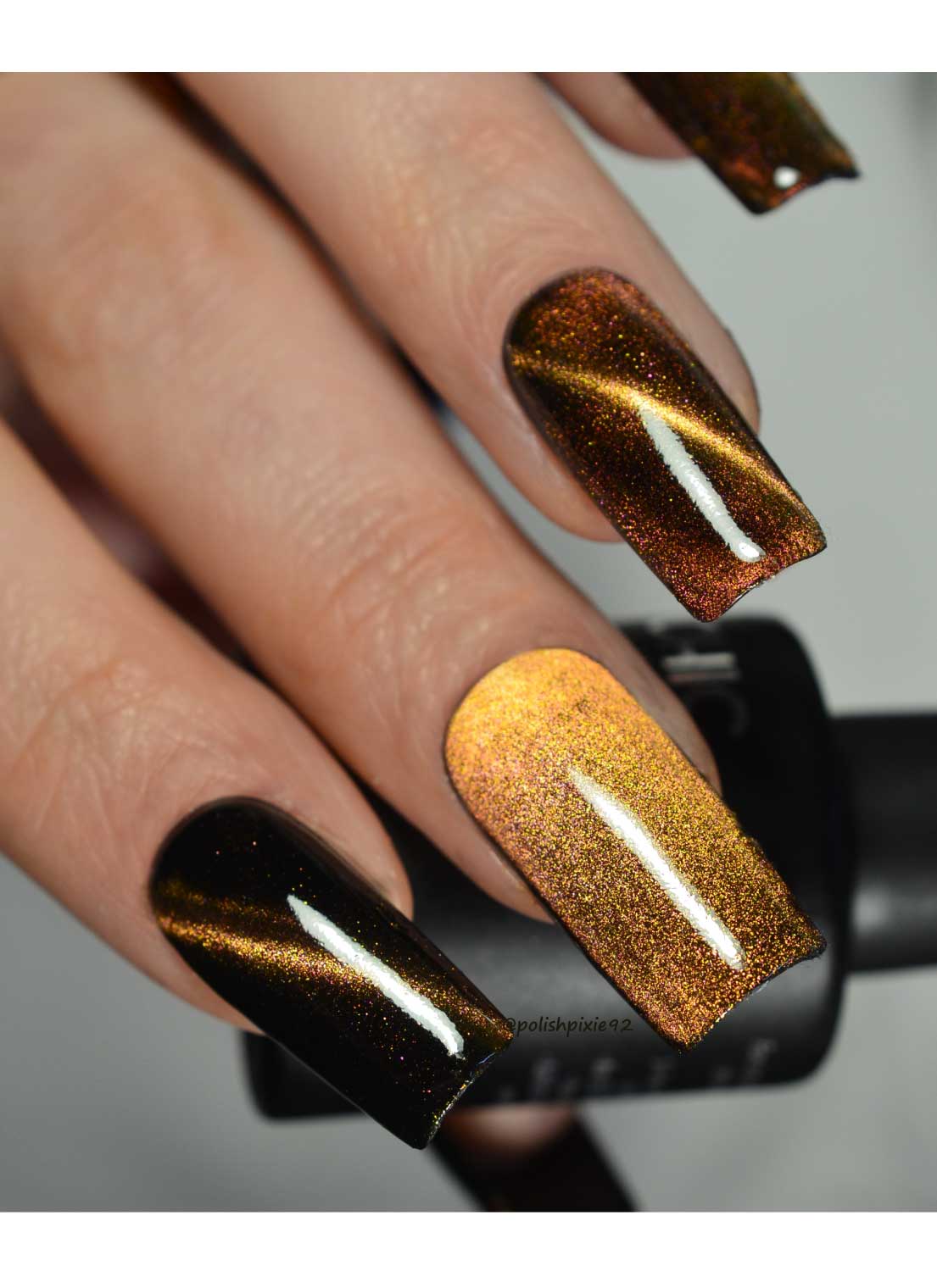 Eos - Chameleon Cats Eye Gel Polish from UberChic Beauty
