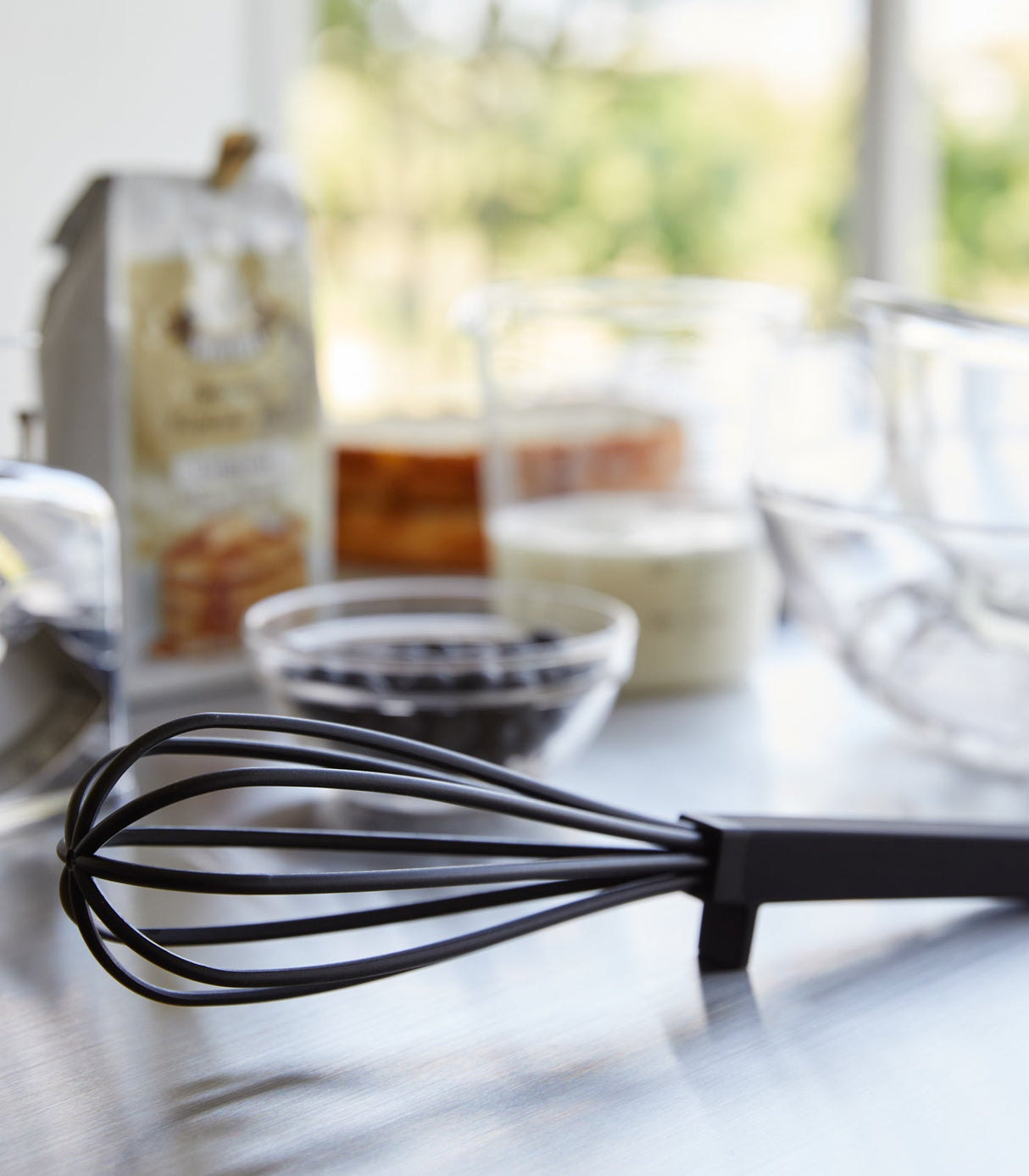 Floating Whisk - Silicone + Nylon from Yamazaki Home