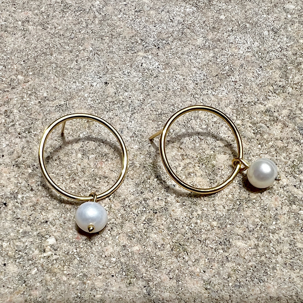 Circle Freshwater Pearl Earrings from SLATE + SALT
