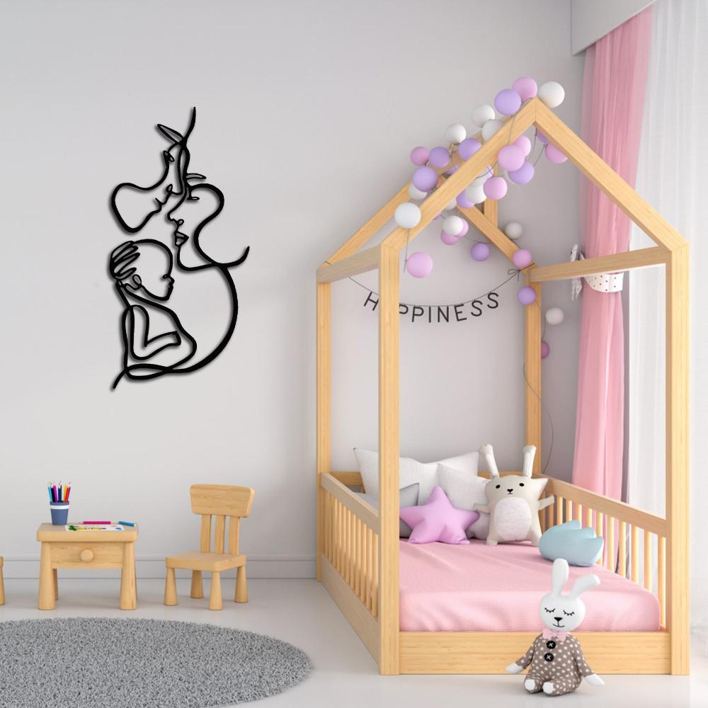 Metal Family With Baby Wall Art from VITAHOME DESIGN LLC