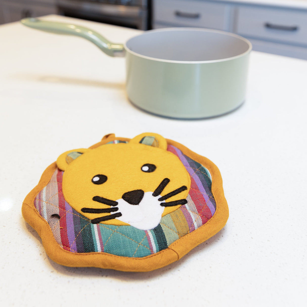 Lion Dual-Purpose Trivet & Pot Holder from Upavim Crafts