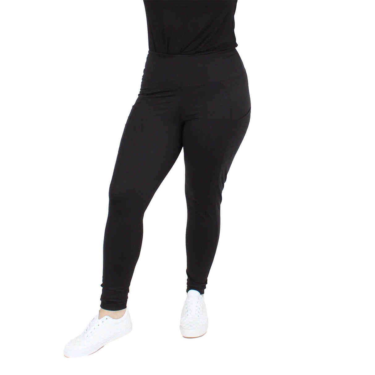 Flow Legging with Pockets | Black From Undersummers