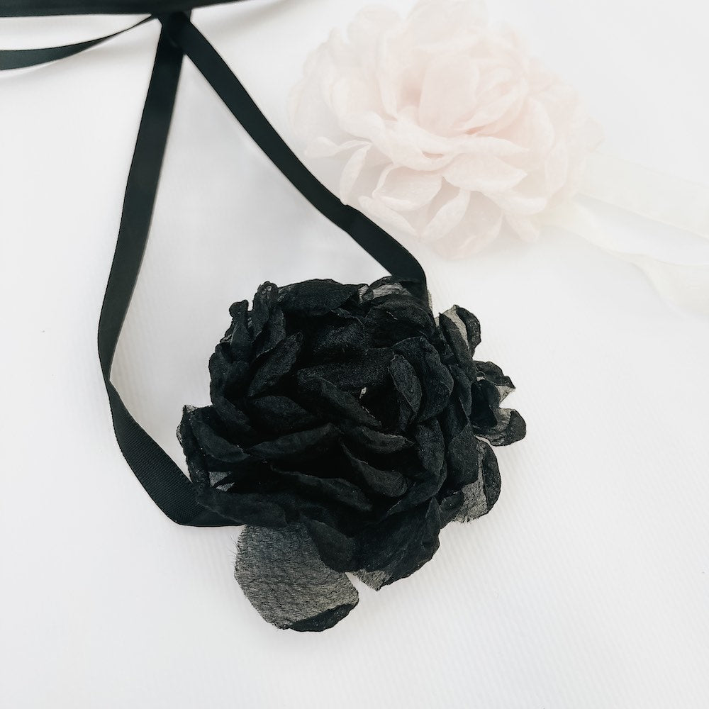 Flower Fantasy Tie Choker Necklace from Pretty Simple