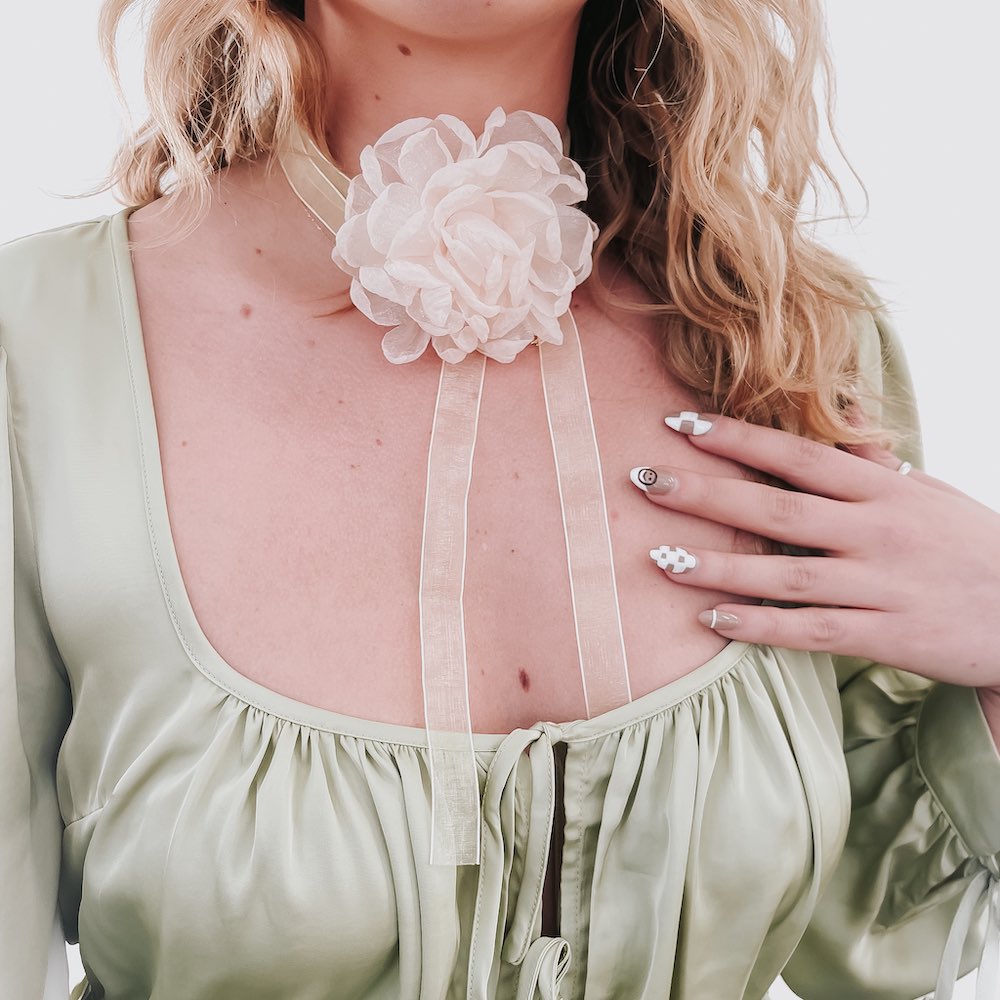 Flower Fantasy Tie Choker Necklace from Pretty Simple