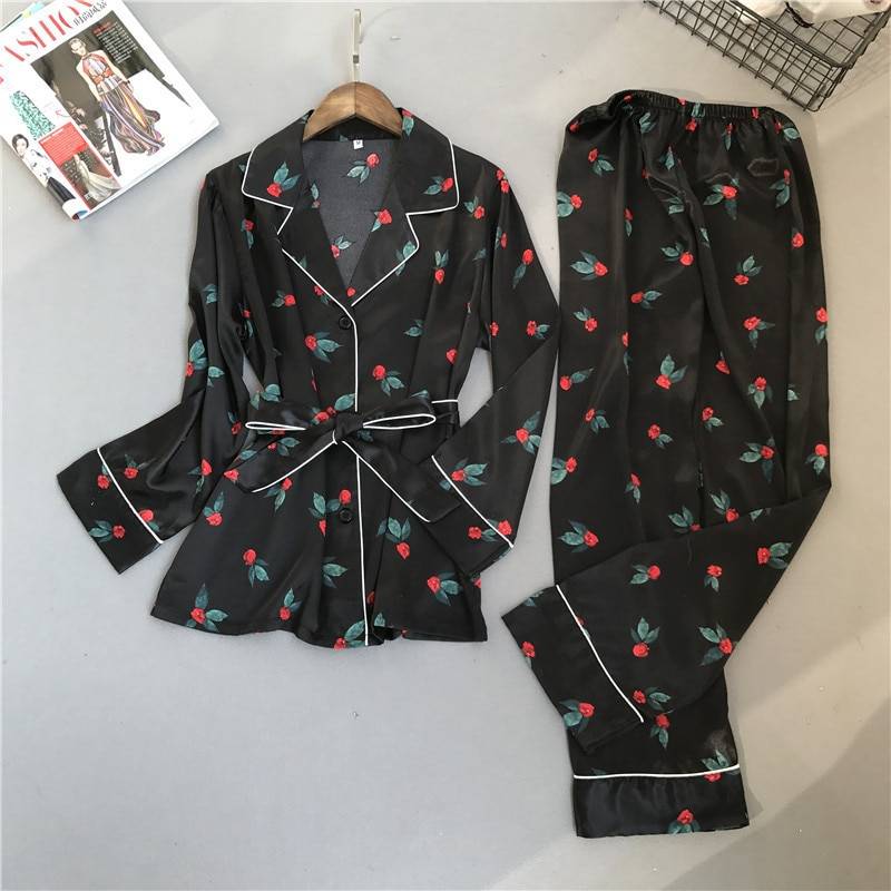 Flowers/Plant Pajama Set From Kawaii Stop