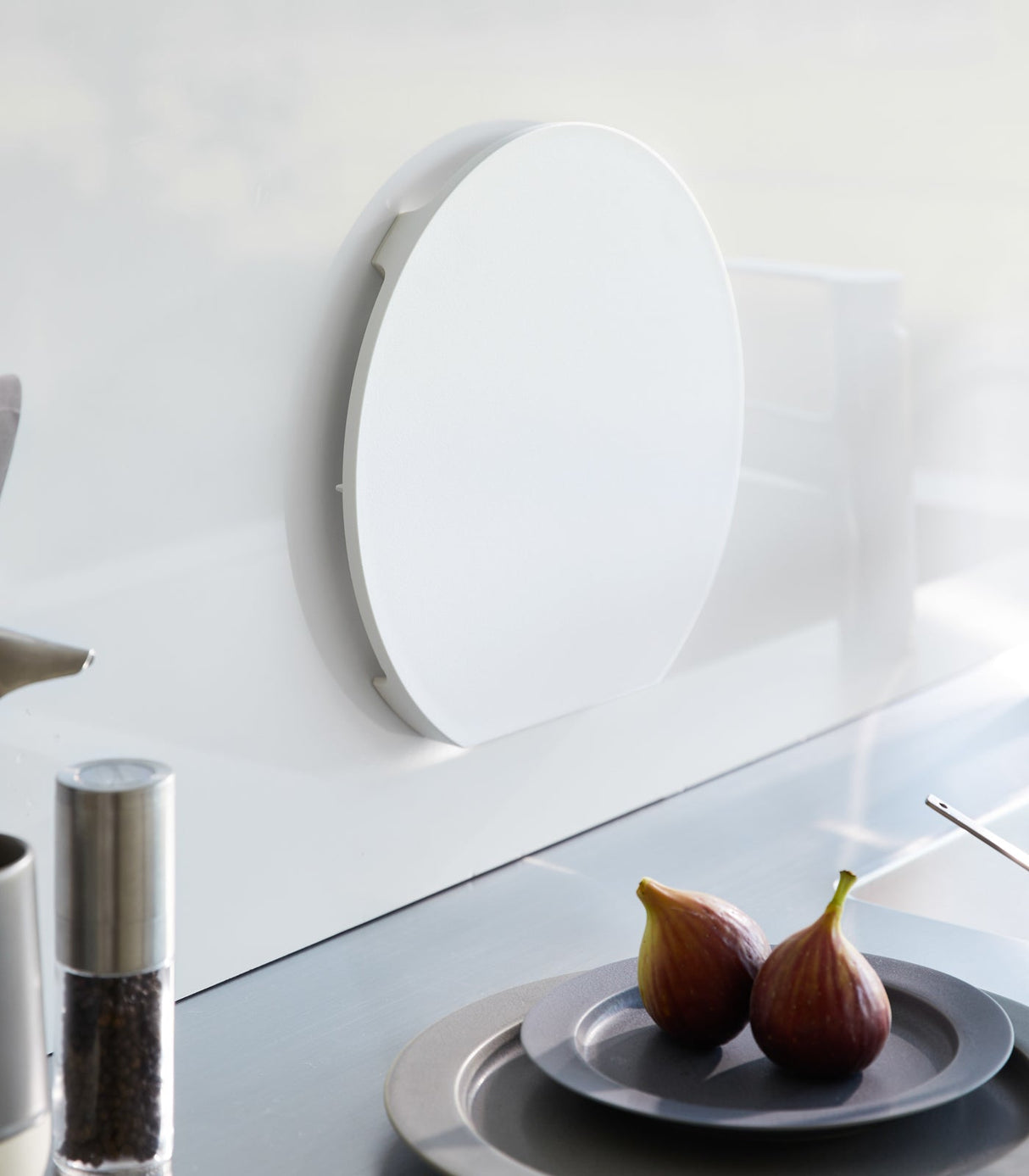 Round Magnetic Cutting Board from Yamazaki Home
