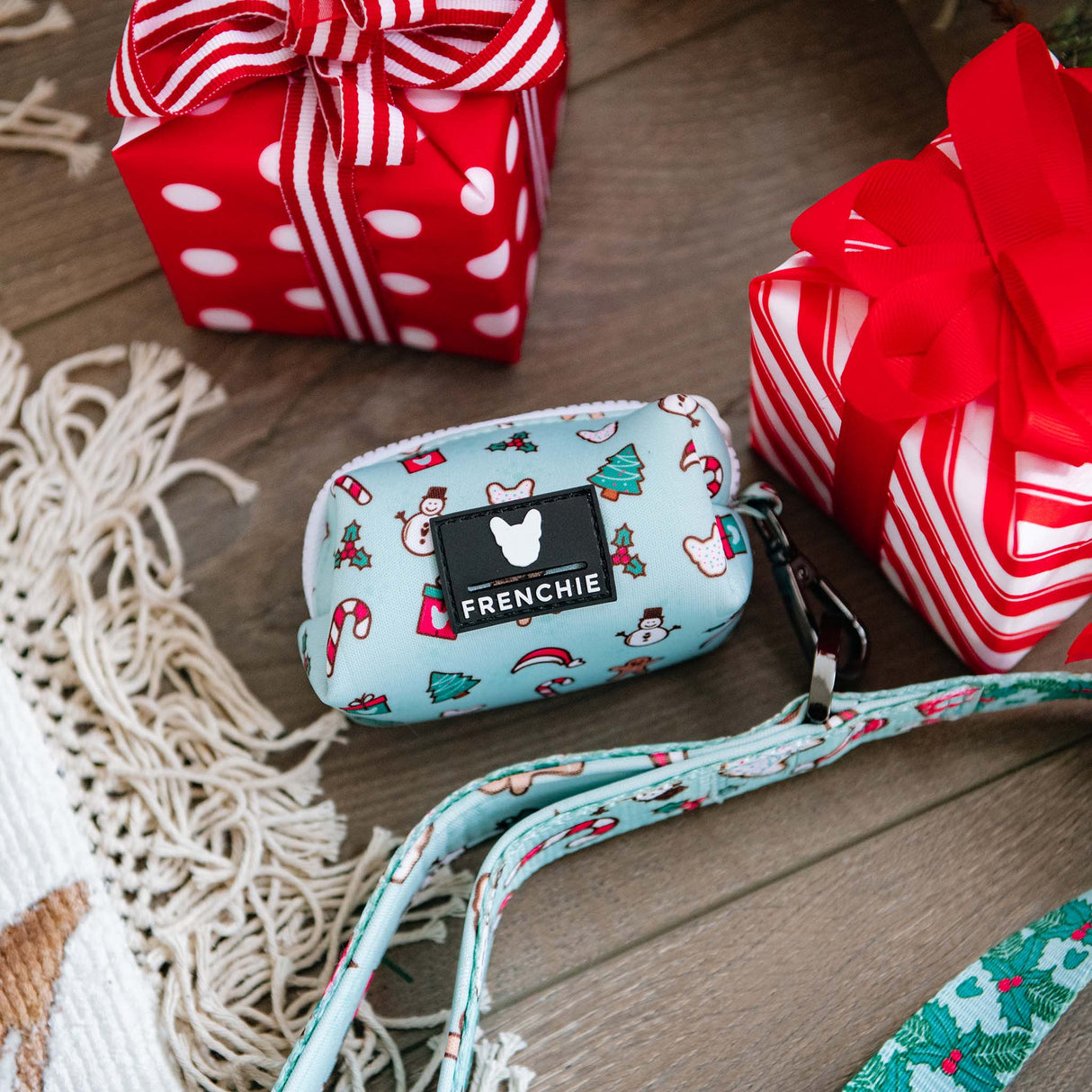 Frenchie Poo Bag Holder - Mistletoe from Frenchie Bulldog