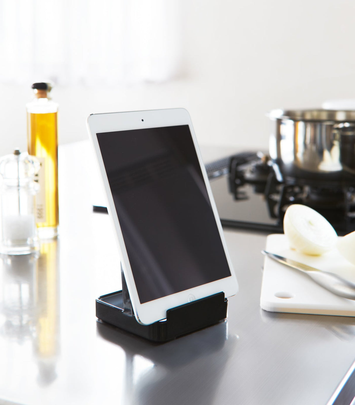 Lid & Ladle Stand - Steel from Yamazaki Home