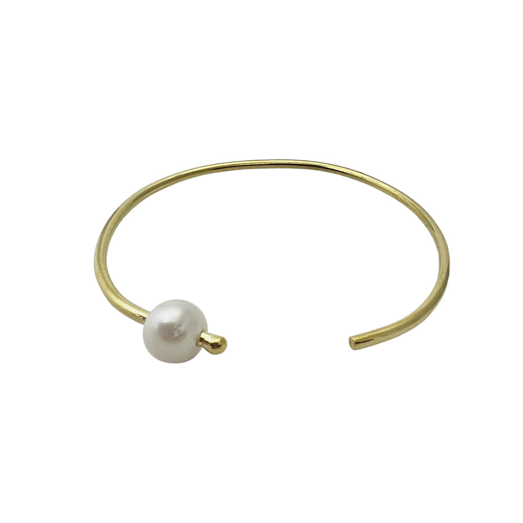 Freshwater Pearl Bangle from SLATE + SALT
