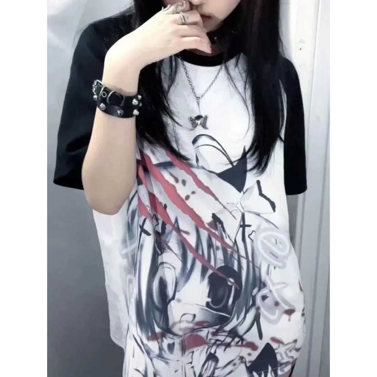 Black & White Gothic Anime T-Shirt – Harajuku Y2K Graphic Top From Kawaii Stop
