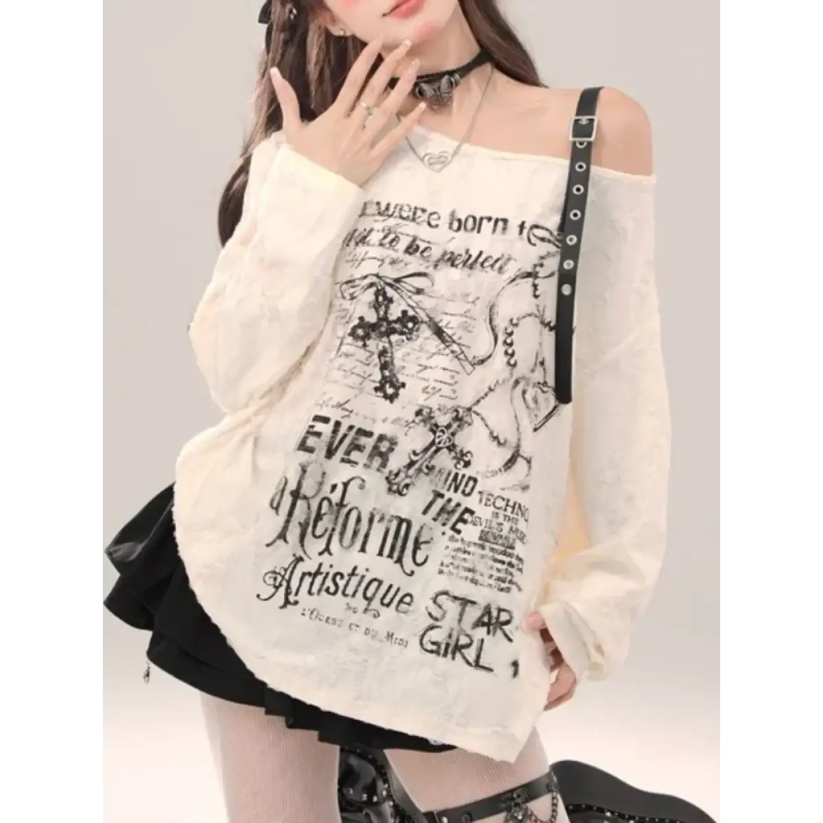 Off-Shoulder Gothic Grunge Tee – Harajuku Dark Aesthetic Top From Kawaii Stop