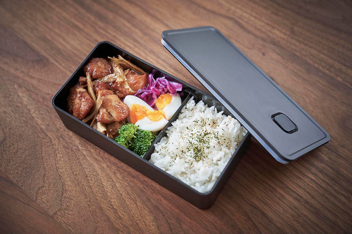 Vacuum-Sealing Bento Box from Yamazaki Home