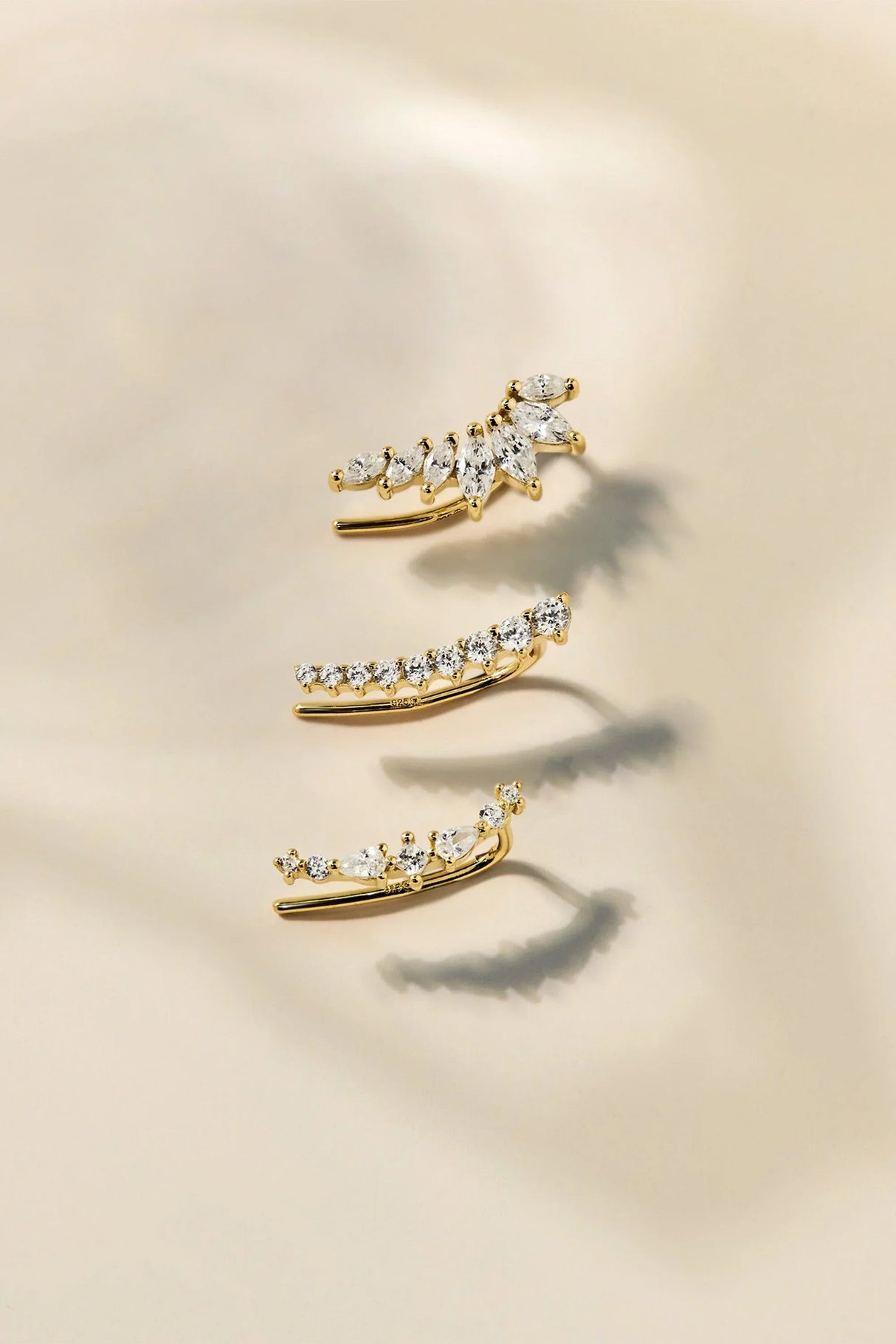 Graduated CZ Bar Ear Crawl from eklexic