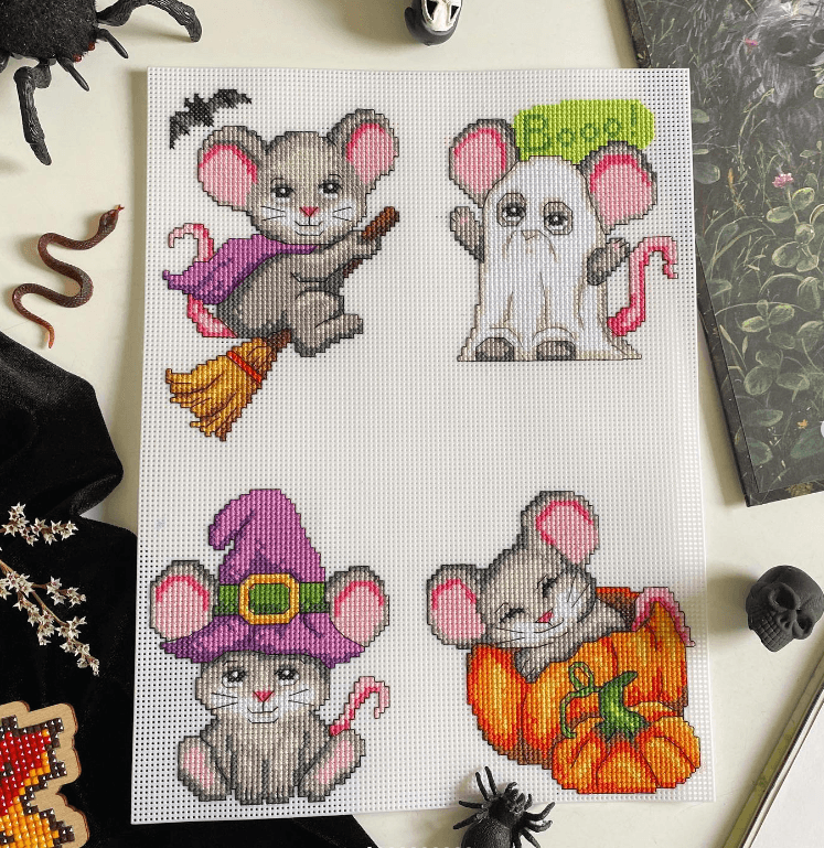 Halloween Mouses 102CS Counted Cross-Stitch Kit From Wizardi