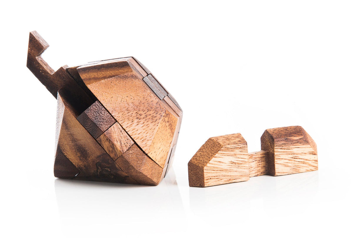 Diamond Puzzle - Japanese Wooden Puzzle from Kubiya Games