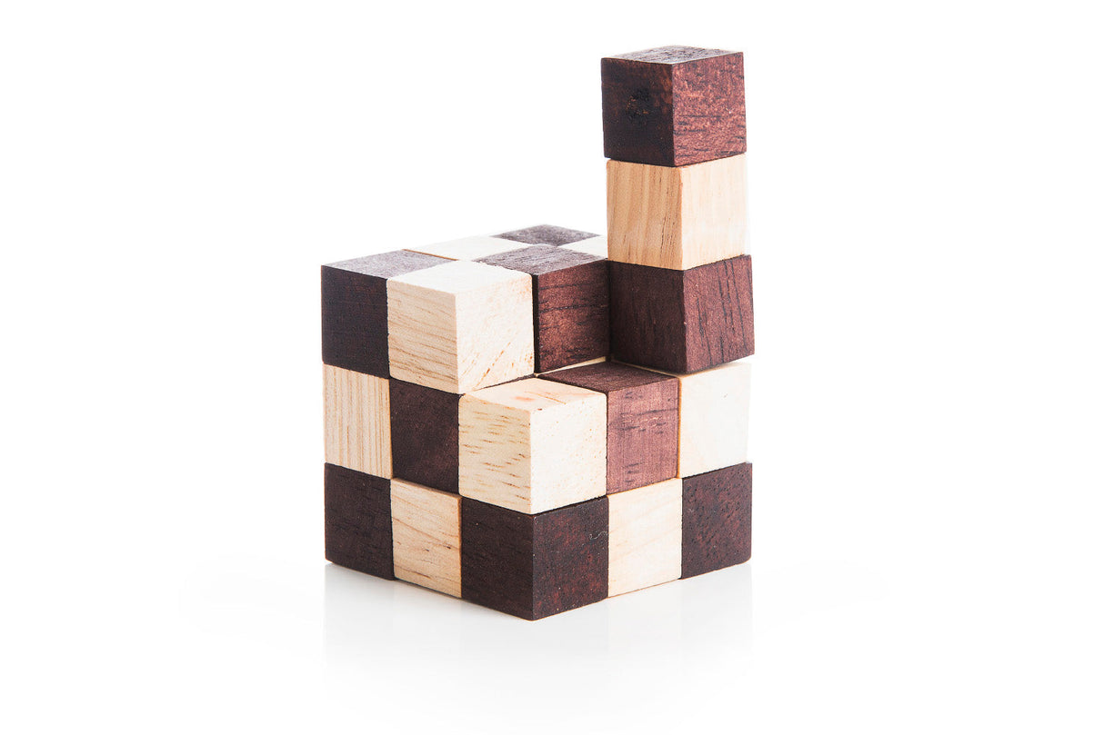 Snake Cube - Brain Teaser Puzzle from Kubiya Games
