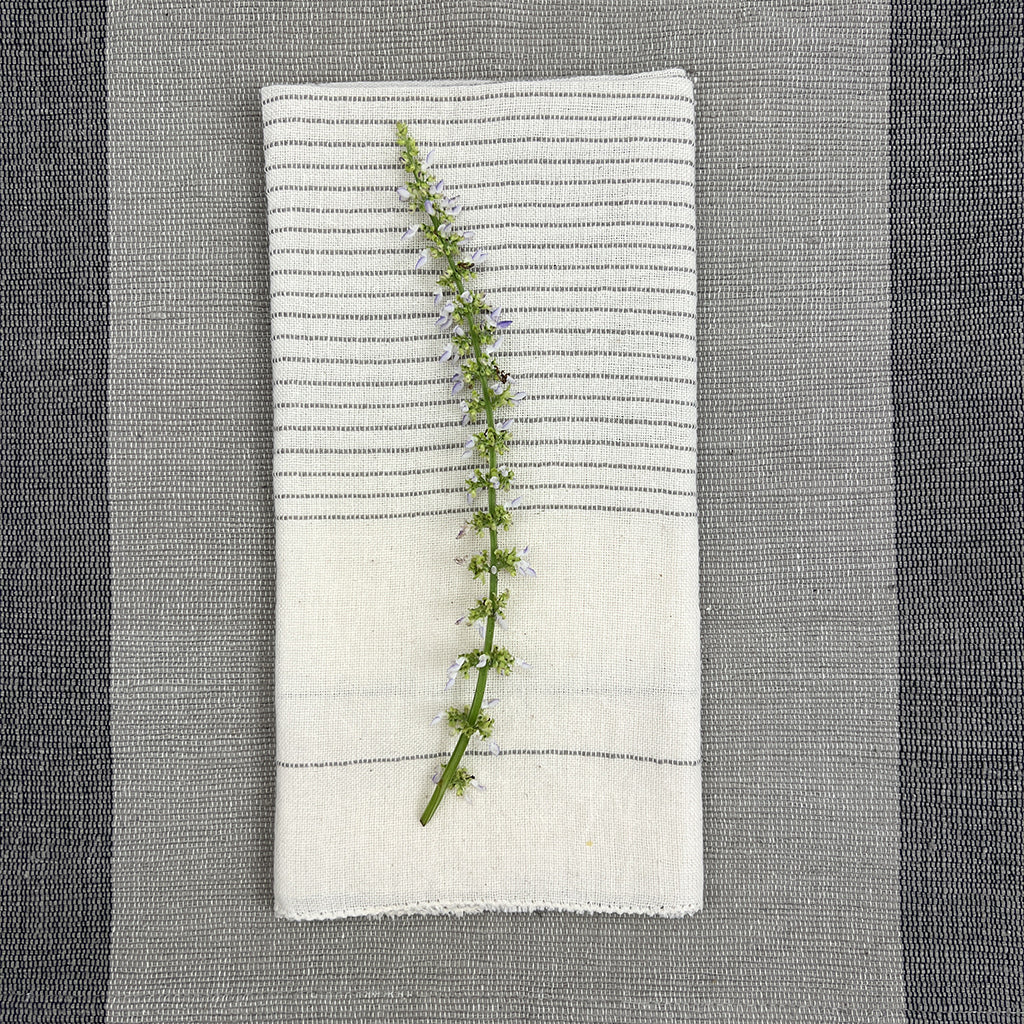 Hamptons Handloom Dinner Napkins from SLATE + SALT