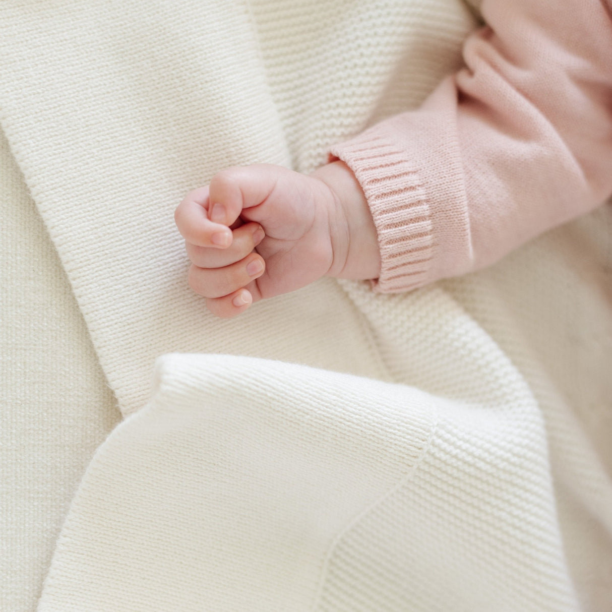 HEIRLOOM COTTON KNIT RECEIVING BLANKETS From Saranoni