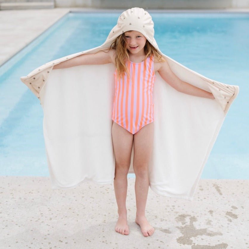 HOODED TOWELS from Saranoni