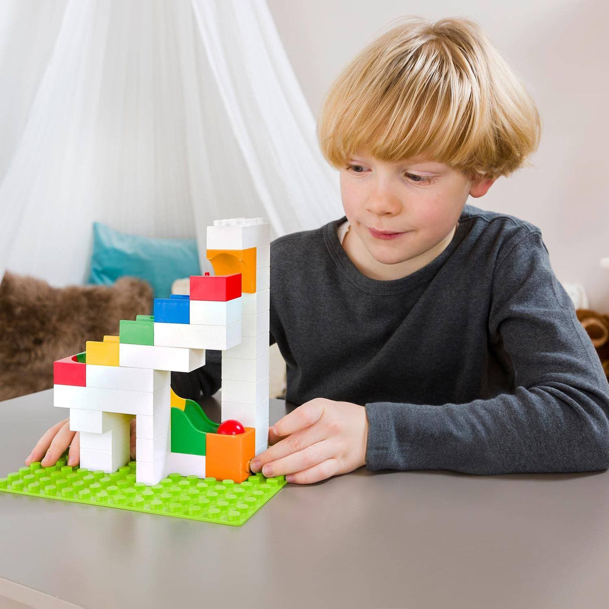Hubelino Catapult Action Set from HABA USA