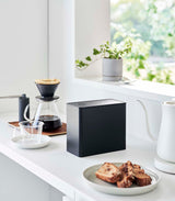 Vacuum-Sealing Coffee Storage from Yamazaki Home