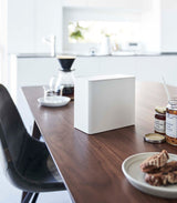 Vacuum-Sealing Coffee Storage from Yamazaki Home