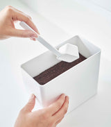 Vacuum-Sealing Coffee Storage from Yamazaki Home