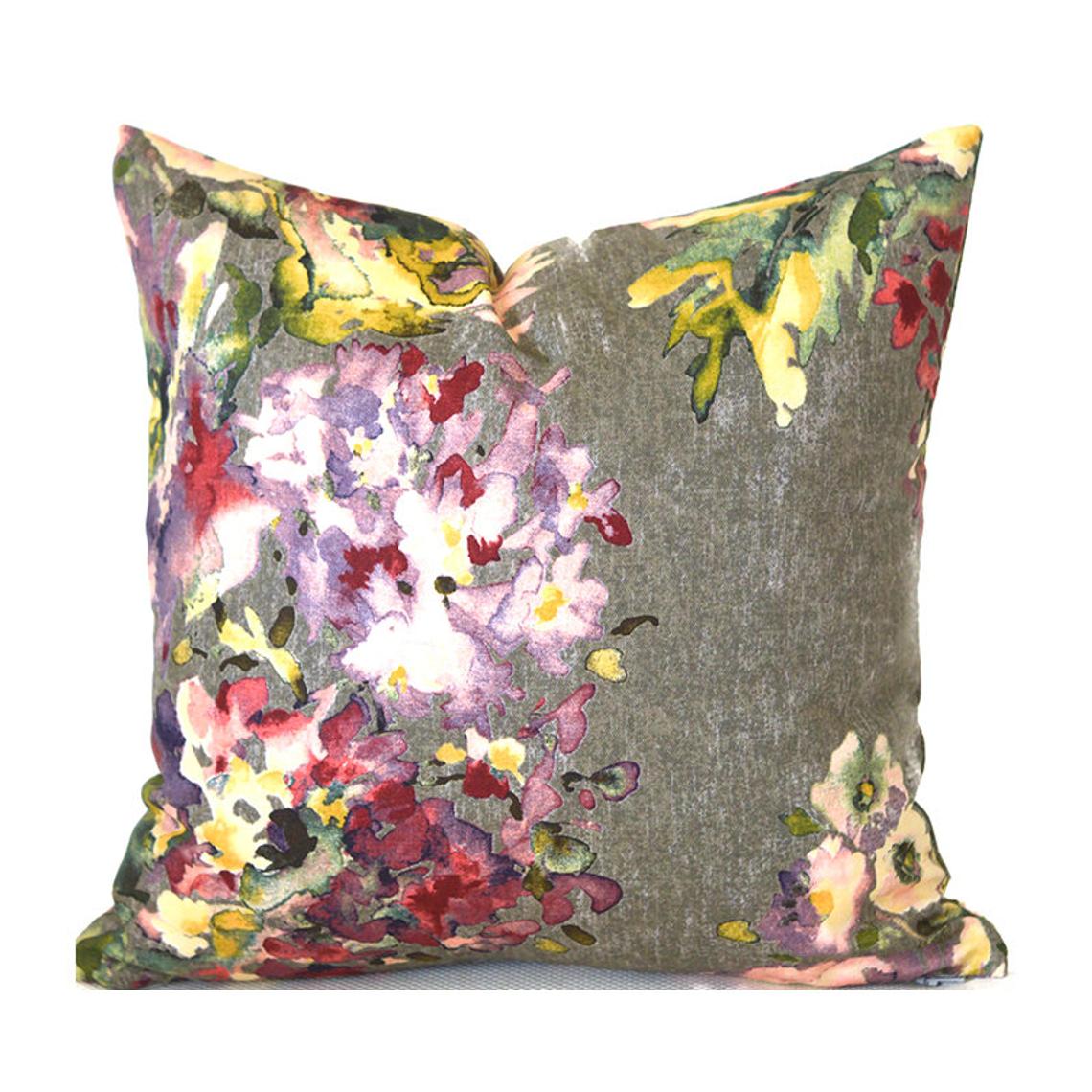 Artisanal Cushion Covers from Moderny