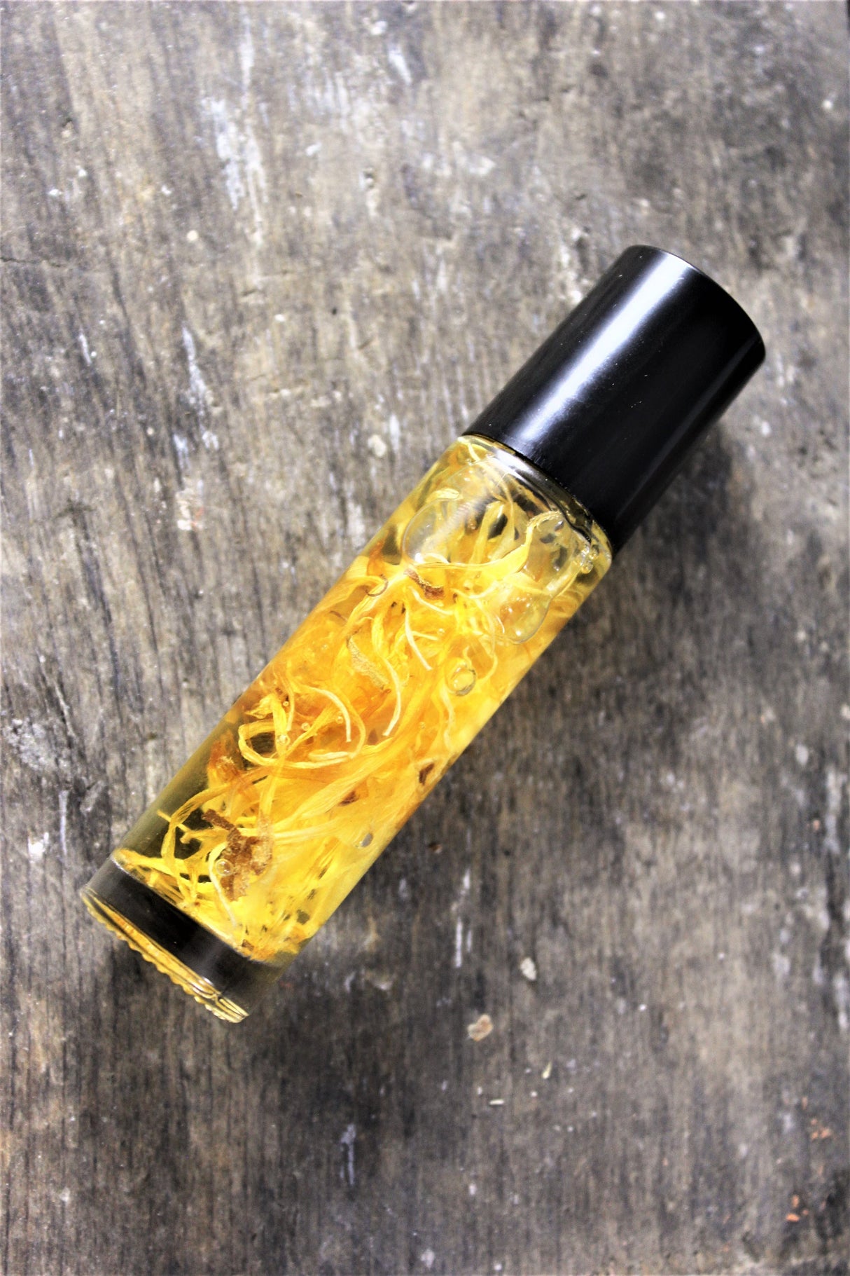 Organic Essential Oil Perfume / Perfume Oil/ Essential Oils / Herbal Oils/ Roll On Perfume / Happy Scent  from Butter Me Up Organics