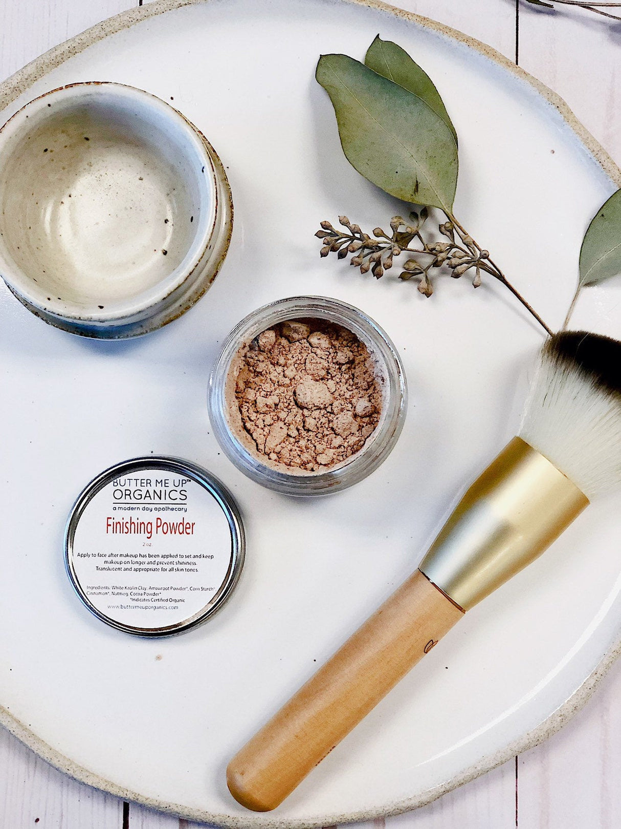 Organic Finishing Powder Setting from Butter Me Up Organics