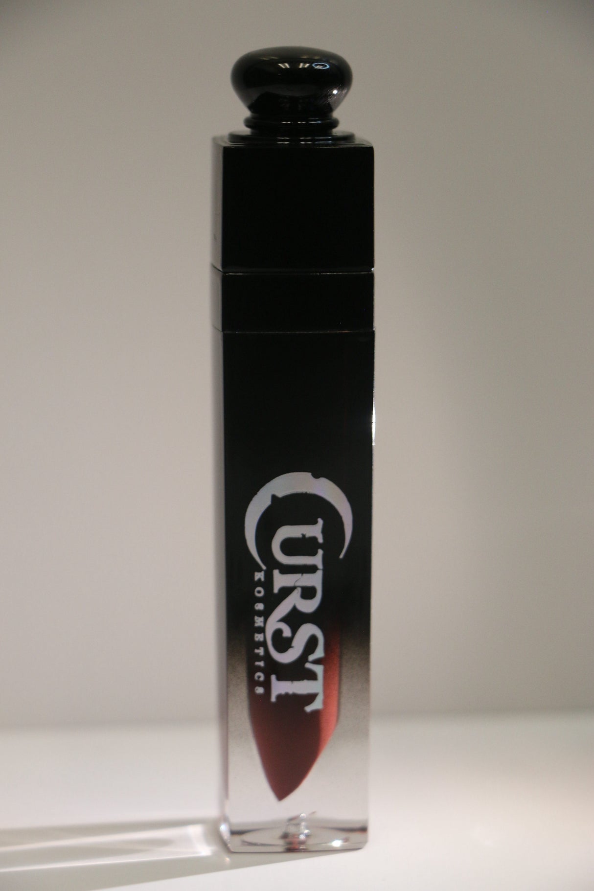 Lip Gloss Potion - Vampires Blood From Curst kosmetics