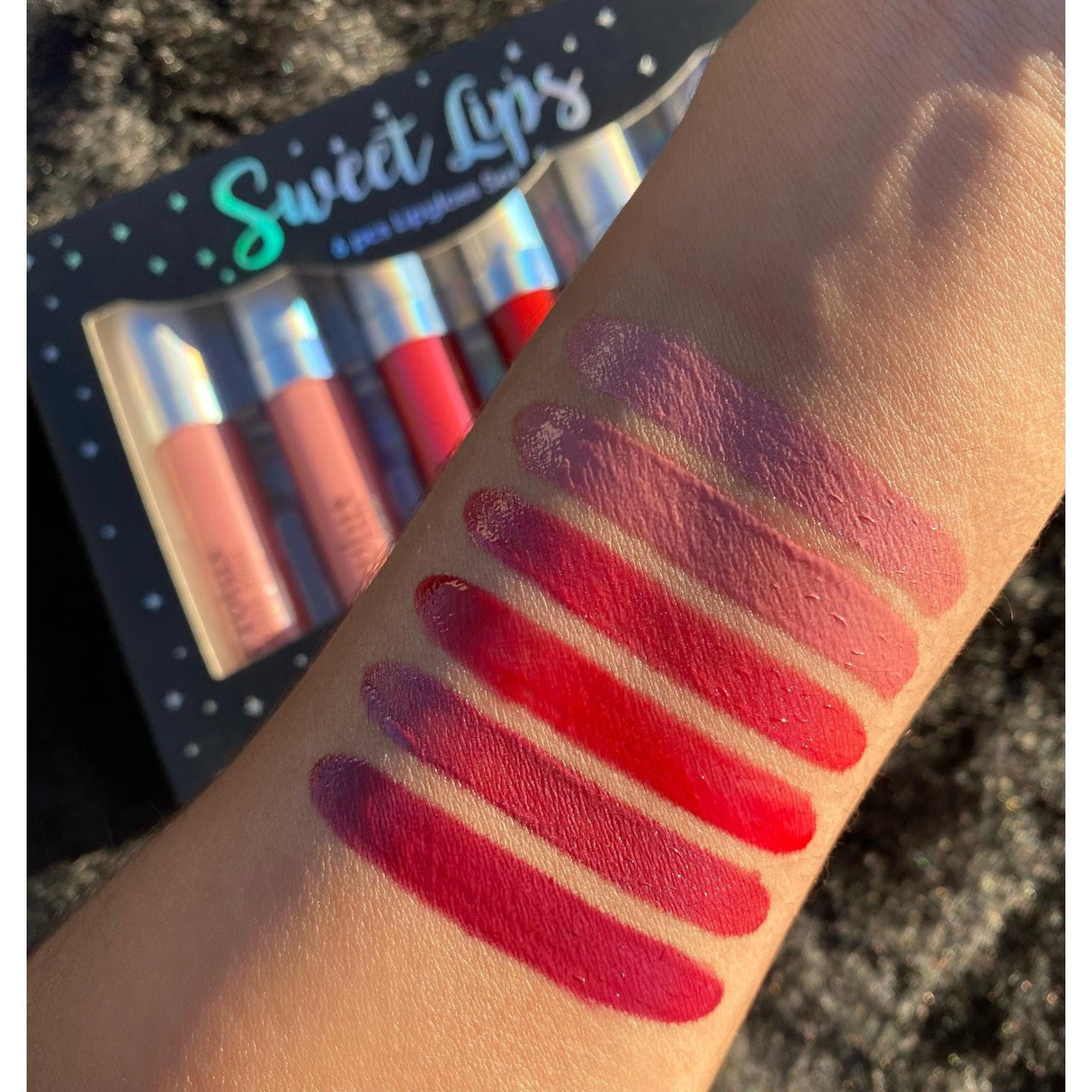 Red Queen Villains Bundle from Prolux Cosmetics