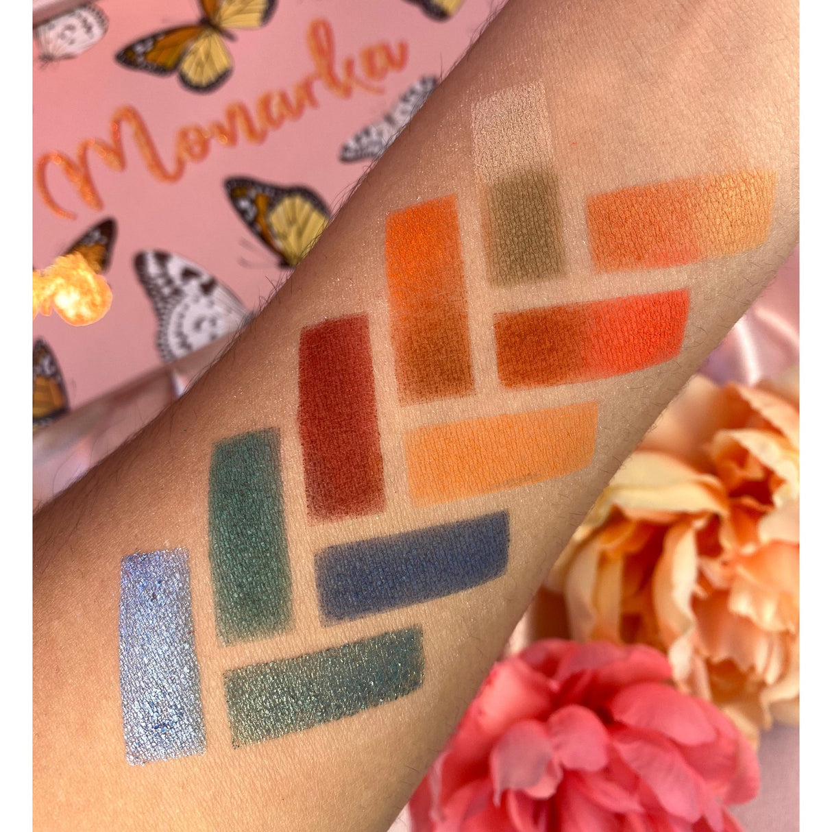 Monarka Eye Shadow Palette from Prolux Cosmetics