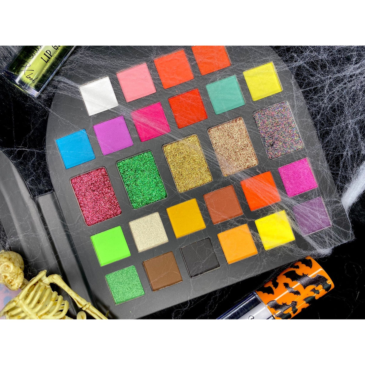 TRICK OR TREAT EYESHADOW PALETTE From Prolux Cosmetics