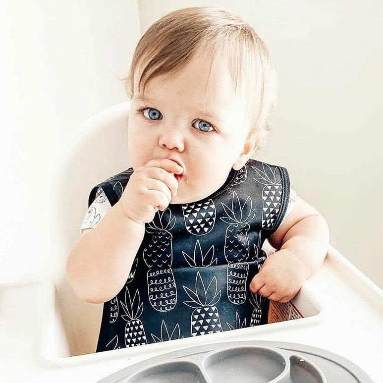 Pineapple Monochrome Bapron from BapronBaby