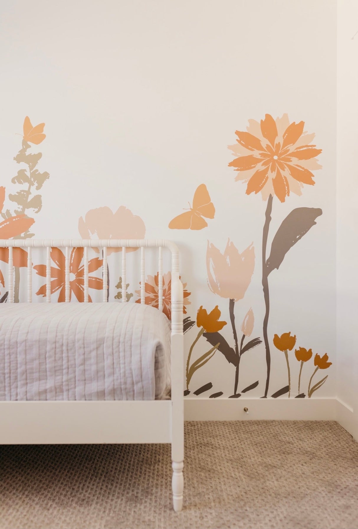 Amelia Wallpaper by Hufton Studio from Loomwell Home Goods