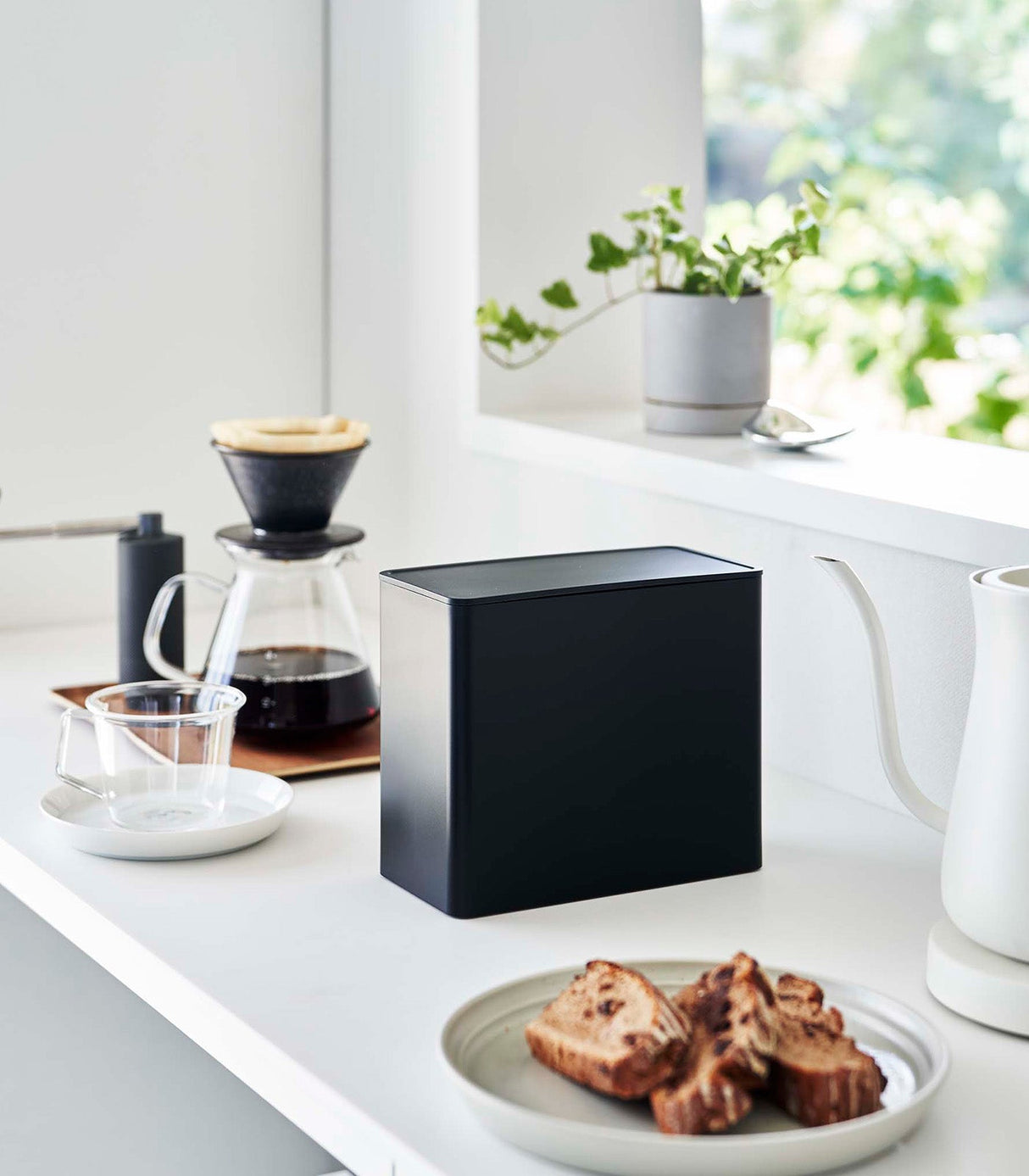Coffee Filter Case from Yamazaki Home
