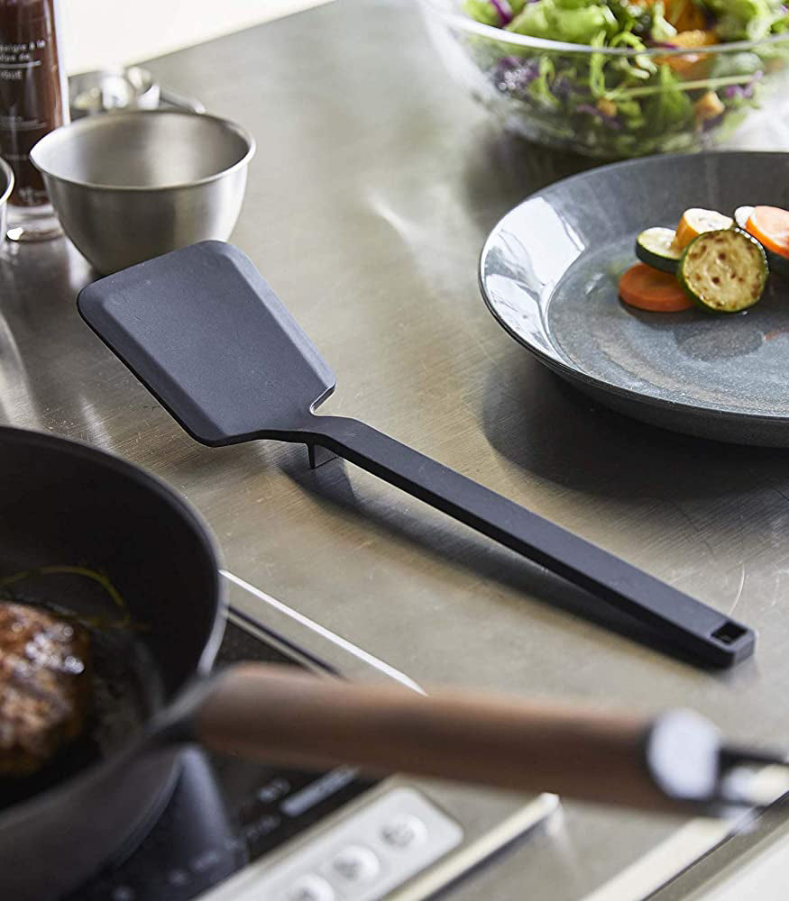 Floating Utensil Bundle - Silicone from Yamazaki Home