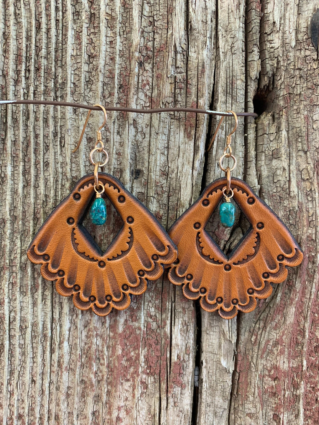 15771 Diamond Cut Out Leather & Turq Earring