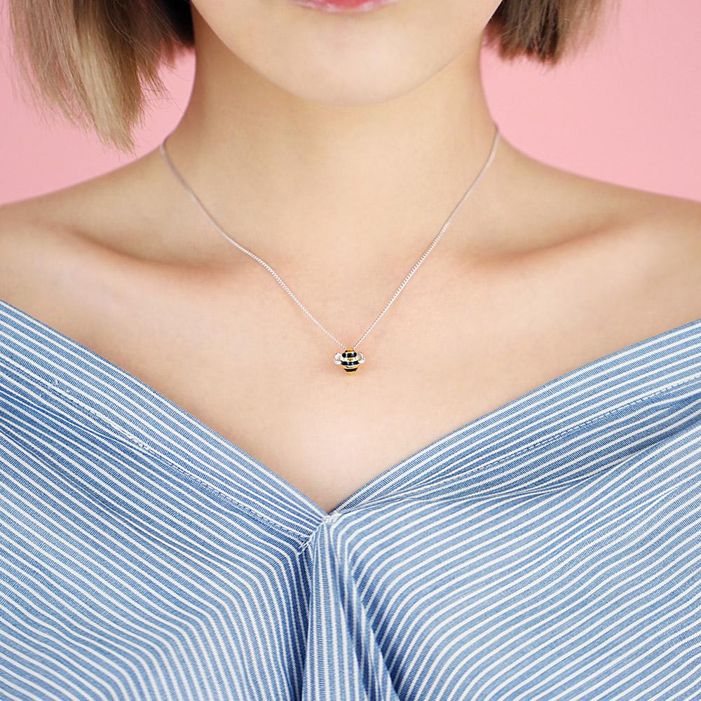 BEE WITH YOU NECKLACE from Ashlen