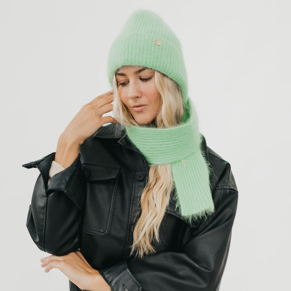Joy Dynamic Scarf and Beanie Duo from Pretty Simple