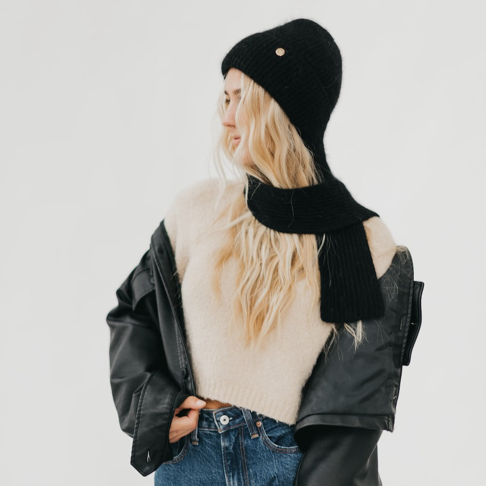 Joy Dynamic Scarf and Beanie Duo from Pretty Simple