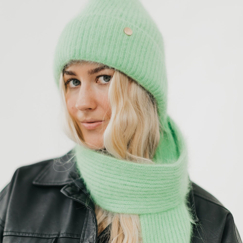 Joy Dynamic Scarf and Beanie Duo from Pretty Simple
