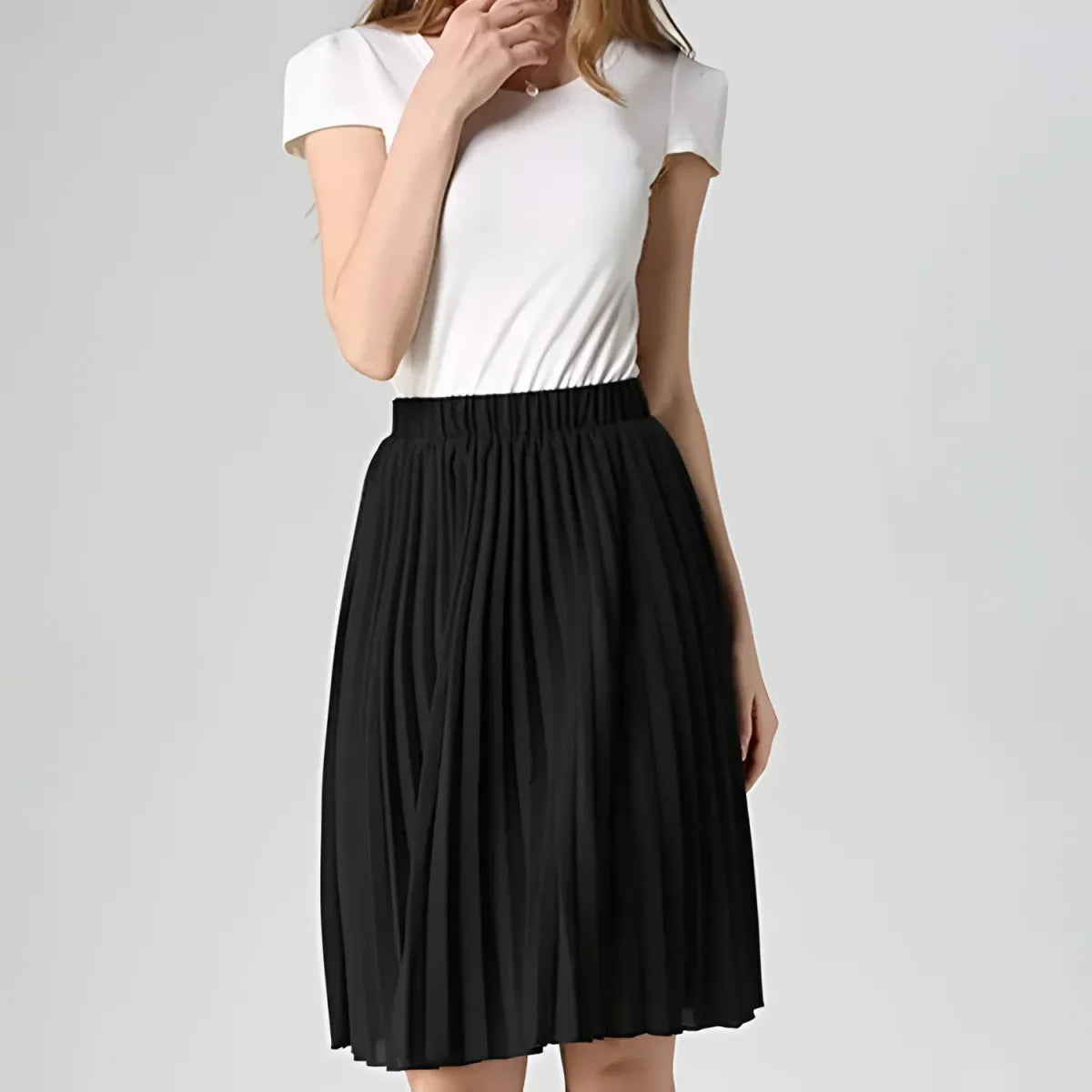 Knife-Pleated Chiffon Skirt from Kawaii Stop