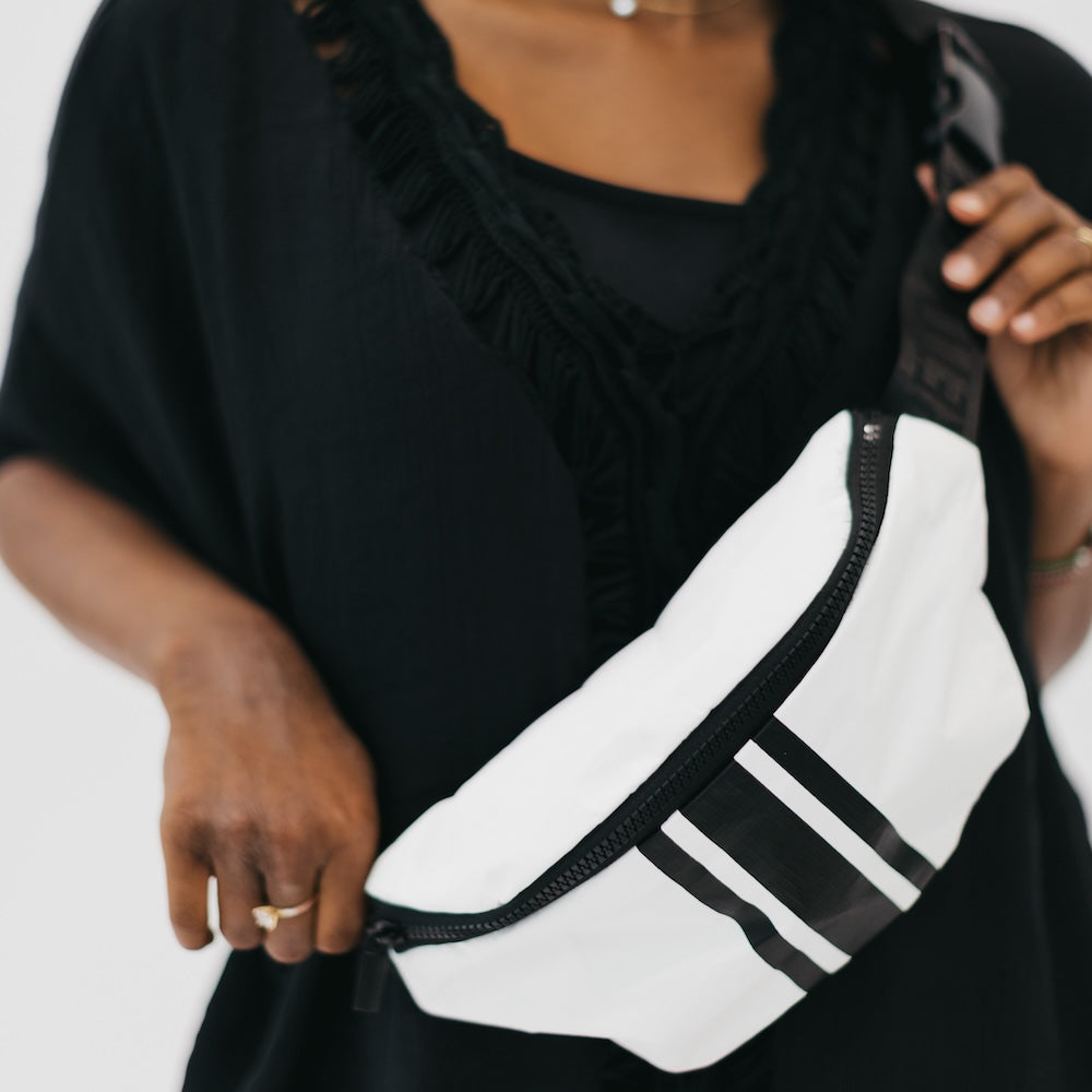 Kona Cove Tyvek Splashproof Bum Bag from Pretty Simple