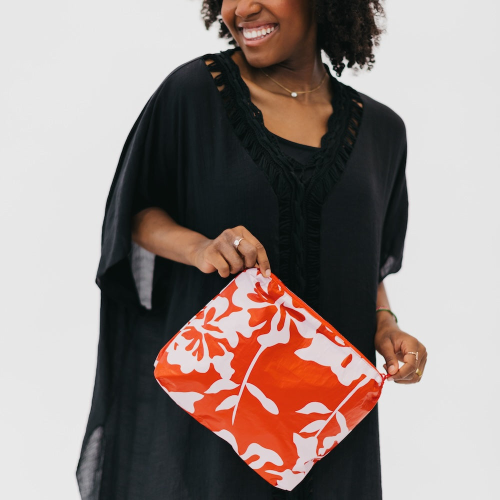 Kona Cove Tyvek Splashproof Pouch from Pretty Simple